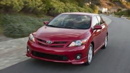 Toyota Corolla po liftingu - wersja USA - widok z przodu