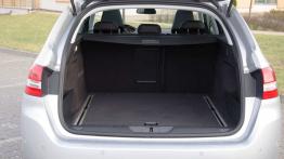 Peugeot 308 II SW 1.2 PureTech 130KM - galeria redakcyjna - bagażnik