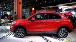 SUV-y i crossovery wciąż w natarciu - relacja z Paryża