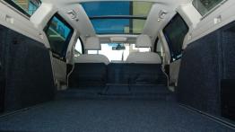 Skoda Superb II Kombi Facelifting - galeria redakcyjna - tylna kanapa złożona, widok z bagażnika