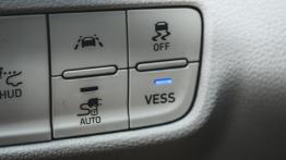 Hyundai Kona Electric - galeria redakcyjna - inny element panelu przedniego