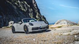 Porsche 911 (992) - galeria redakcyjna - widok z przodu