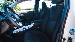 Toyota Prius IV - galeria redakcyjna - widok ogólny wnętrza z przodu