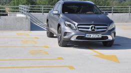 Mercedes GLA 250 4Matic 211 KM - galeria redakcyjna - widok z przodu