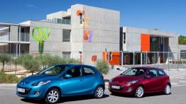 Mazda 2 Facelifting - wersja 5-drzwiowa - lewy bok