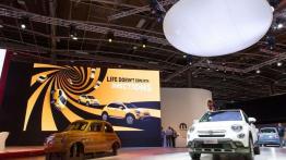 SUV-y i crossovery wciąż w natarciu - relacja z Paryża