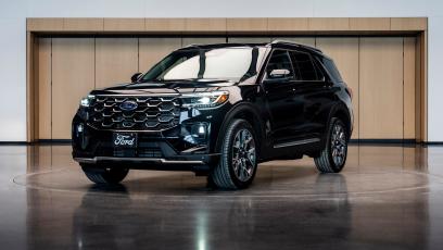 "Da Pope" w hybrydzie. Ford stworzył wyjątkowego Explorera dla papieża Leona XIV