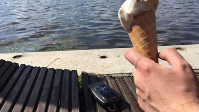 #jezioro #paprocany #hybrydanalody #toyota #chr