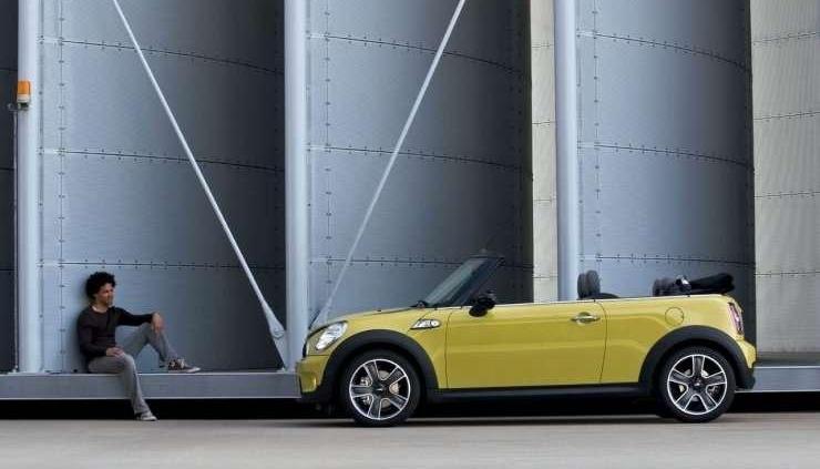 Mini Cabrio - z wiatrem we włosach