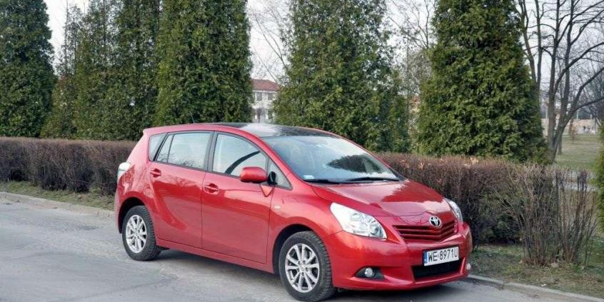 Toyota Verso - Rodzinny paradoks