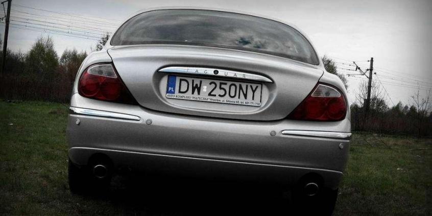 Jaguar S-Type - śmierć klasyki?