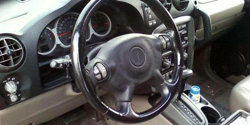 Pontiac Aztek - brzydkie kaczątko, które nigdy nie będzie łabędziem...