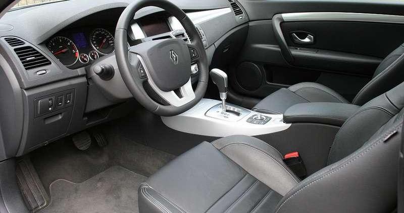 Rasowe coupe - test Renault Laguna Coupe