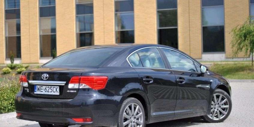 Toyota Avensis - z emeryta w nastolatka