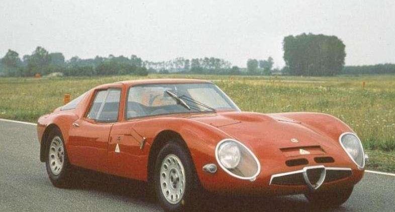 Alfa Romeo Giulia - zmysłowa, jak każda Julia