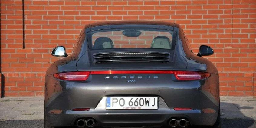 Porsche 911 4S - Ikona