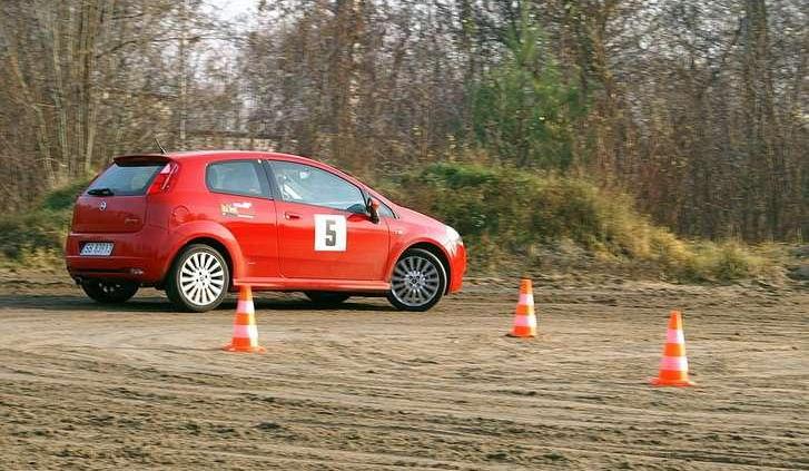 Fiaty zwyciężają w Warszawskim Rajdzie Dziennikarzy
