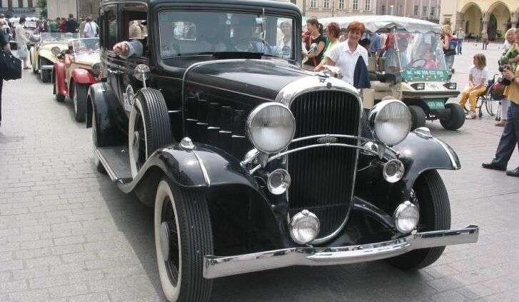 Staruszkowie ! &amp;#8211; ale dziarscy na Krakowskim Rynku