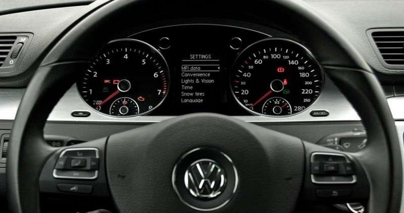 Z mocą mu do twarzy