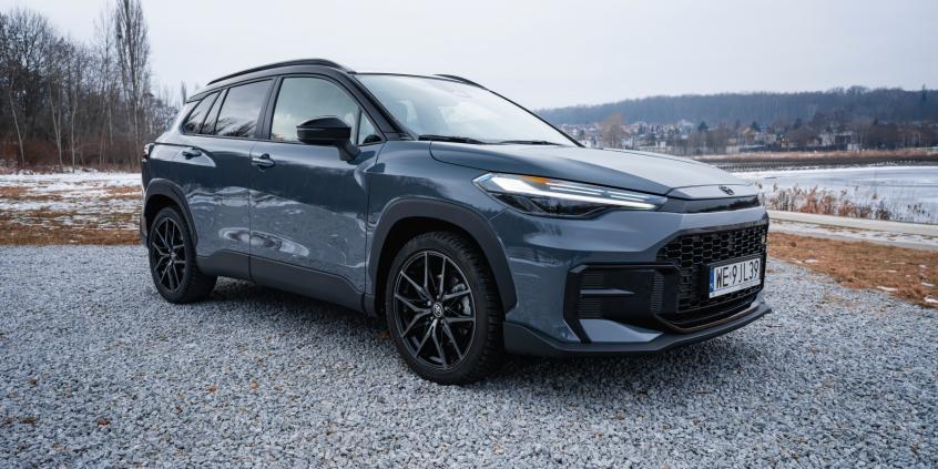 Toyota Corolla Cross 2.0 Hybrid FWD to wybór z rozsądku, ale nie w wersji GR SPORT