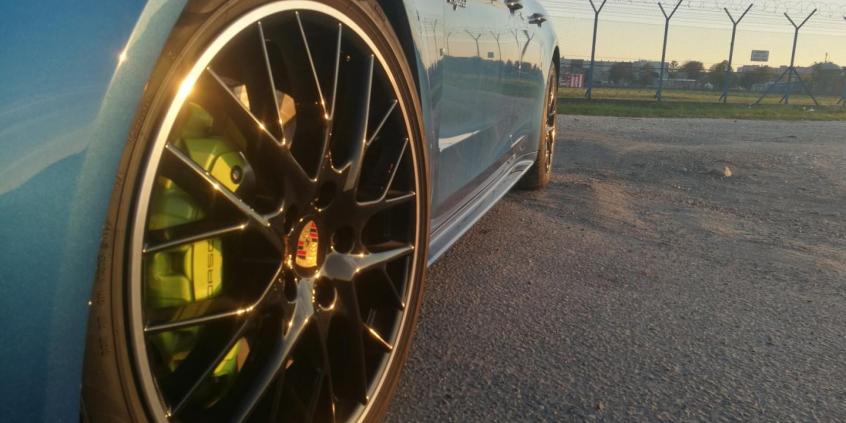 Porsche Panamera E-Hybrid Sport Turismo – to małe pokrętło jest w stanie zmienić wszystko