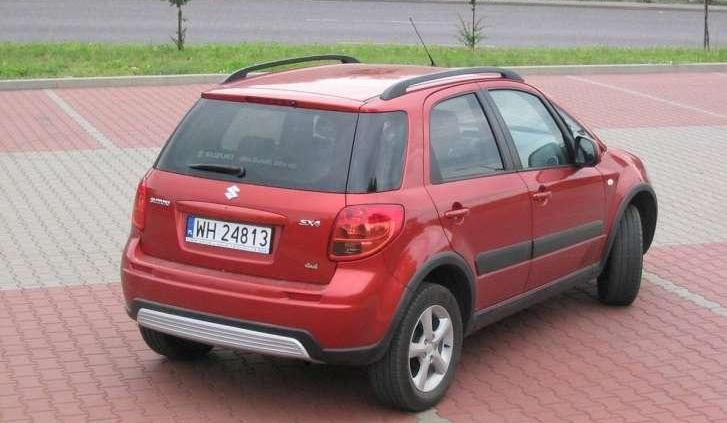 Suzuki SX4 4WD - zminiaturyzowany SUV