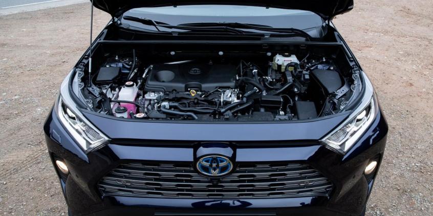 Po 25 latach zrobili to tak, jak trzeba! Nowa Toyota RAV4