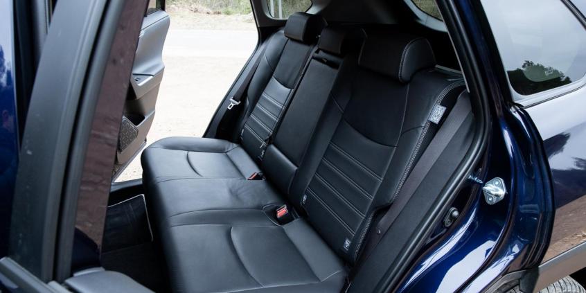 Po 25 latach zrobili to tak, jak trzeba! Nowa Toyota RAV4