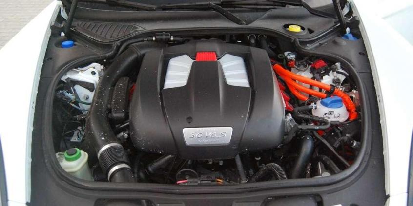 Porsche Panamera S E-hybrid - wybiegając w przyszłość