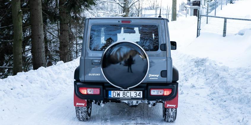 Nowe Suzuki Jimny – dokładnie takie powinno być auto terenowe!