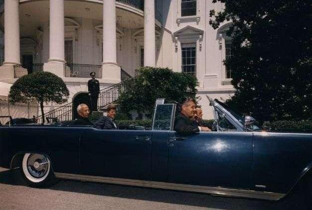 Amerykańskie dzieło sztuki - Lincoln Continental