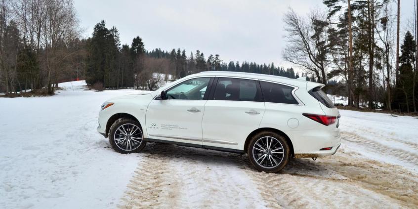 Infiniti QX60 – Europa już nie zdąży pokochać „amerykańskiego” premium