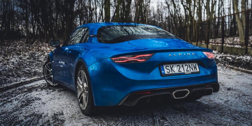 Alpine A110 – wygląda jak zabawka. Czy nią jest?