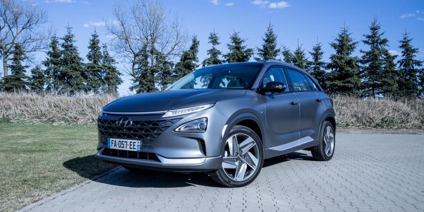 Wodorowy Hyundai Nexo – jeżdżąc tym autem, oczyszczasz powietrze! 