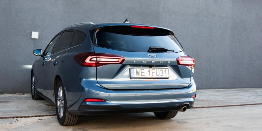 Test: Ford Focus Kombi 1.5 EcoBlue A8 Titanium X był królem flot, a teraz zyskuje jako tanie rodzinne auto w trasy