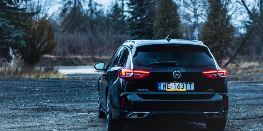 Opel Insignia Grand Tourer GSI. Zapowiedź czy zamiennik OPC?