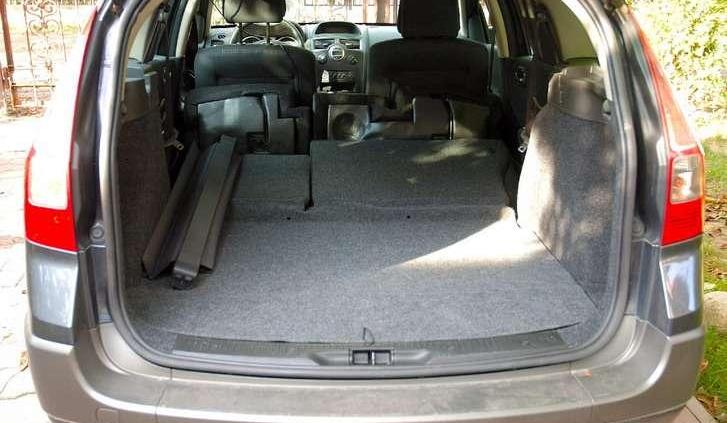 Renault Megane Grandtour 1.5 dCi - oszczędność w standardzie