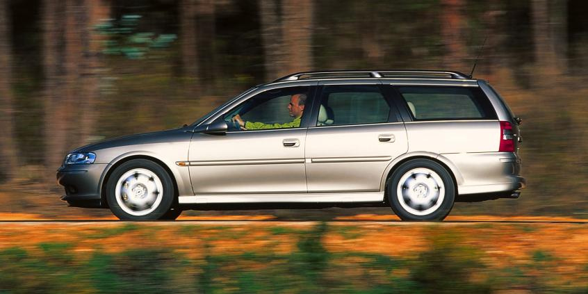 Tanie proste i niezawodne. Pięć rodzinnych kombi do 5 tys. zł