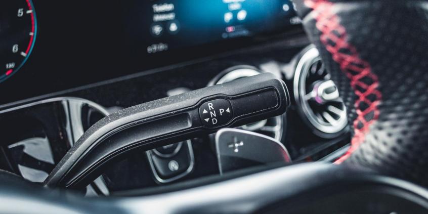 Mercedes Klasa B. Moment... ale czym on się różni od hatchbacka?