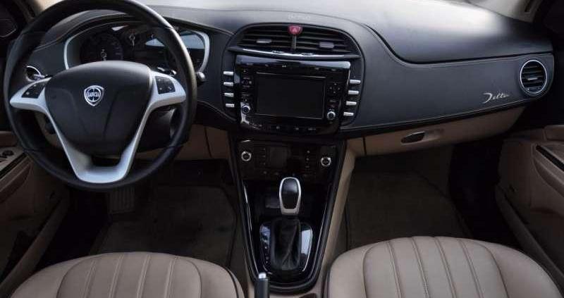 Lancia Delta - moc i gracja