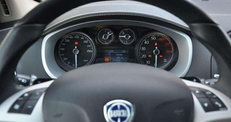 Lancia Delta - moc i gracja