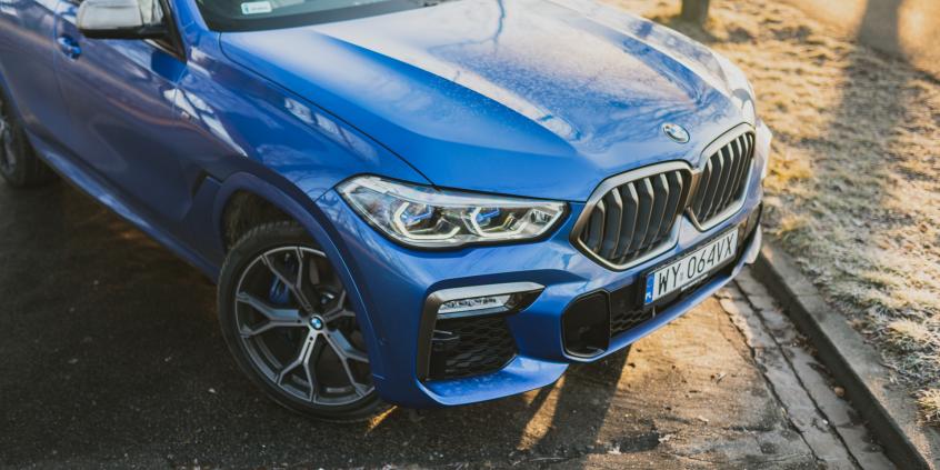 BMW X6 M50i – barok na kołach