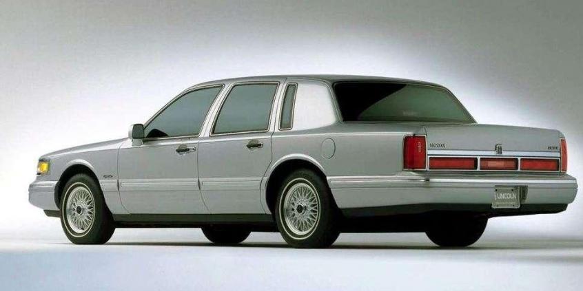 TOP 10| Limuzyny z drugiego rzędu