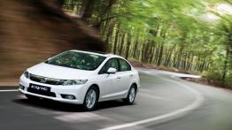 Honda Civic IX Sedan - widok z przodu