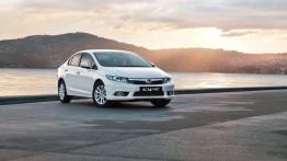 Honda Civic IX Sedan - widok z przodu