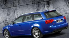 Audi A4 B7 RS4 Sedan