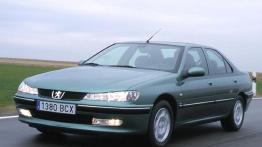 Peugeot 406 Sedan - widok z przodu