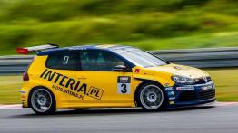 Mistrzowskie emocje w mistrzowskiej obsadzie, czyli wielki finał Volkswagen Castrol Cup 2014 na Torze Poznań