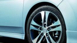 Honda Accord 2011 sedan - koło
