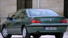 Peugeot 406 Sedan - widok z tyłu